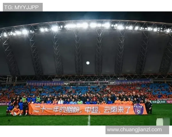 以足球跑步球星为核心解读速度力量与激情并探讨竞技精神的深层价值