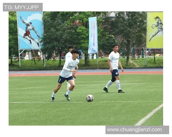 足球球星大腿力量揭秘 揭示身体部位如何成就赛场上的关键优势